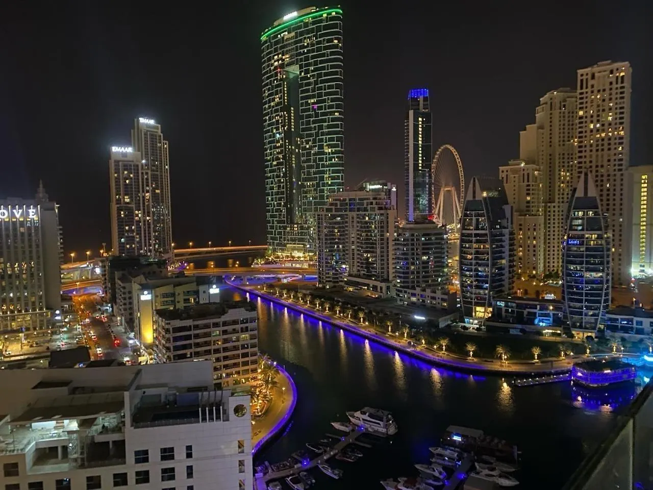 Superior Dubai Marina Studio Apartment With Fascinating Marina And Dubai Eye Views