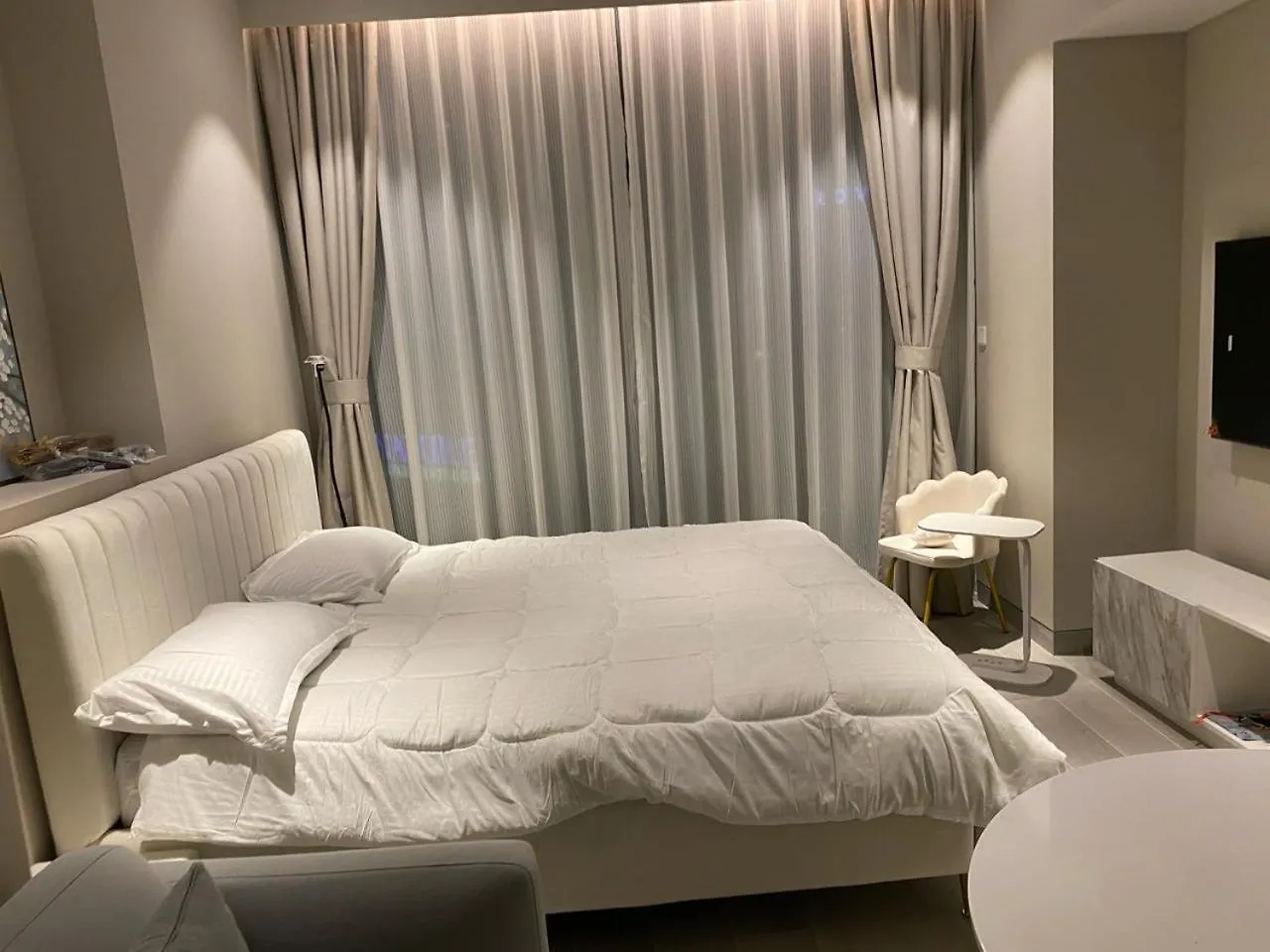 Superior Dubai Marina Studio Apartment With Fascinating Marina And Dubai Eye Views